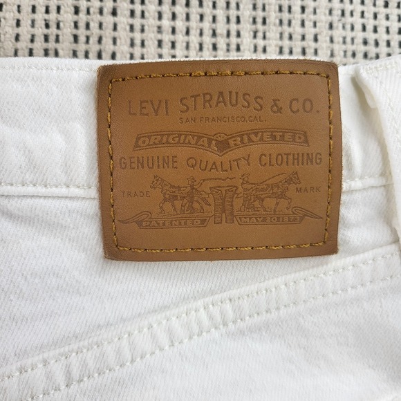 Levis Premium Ribcage Straight Jeans Womens 25 White High Rise Button Fly Denim - Picture 8 of 10